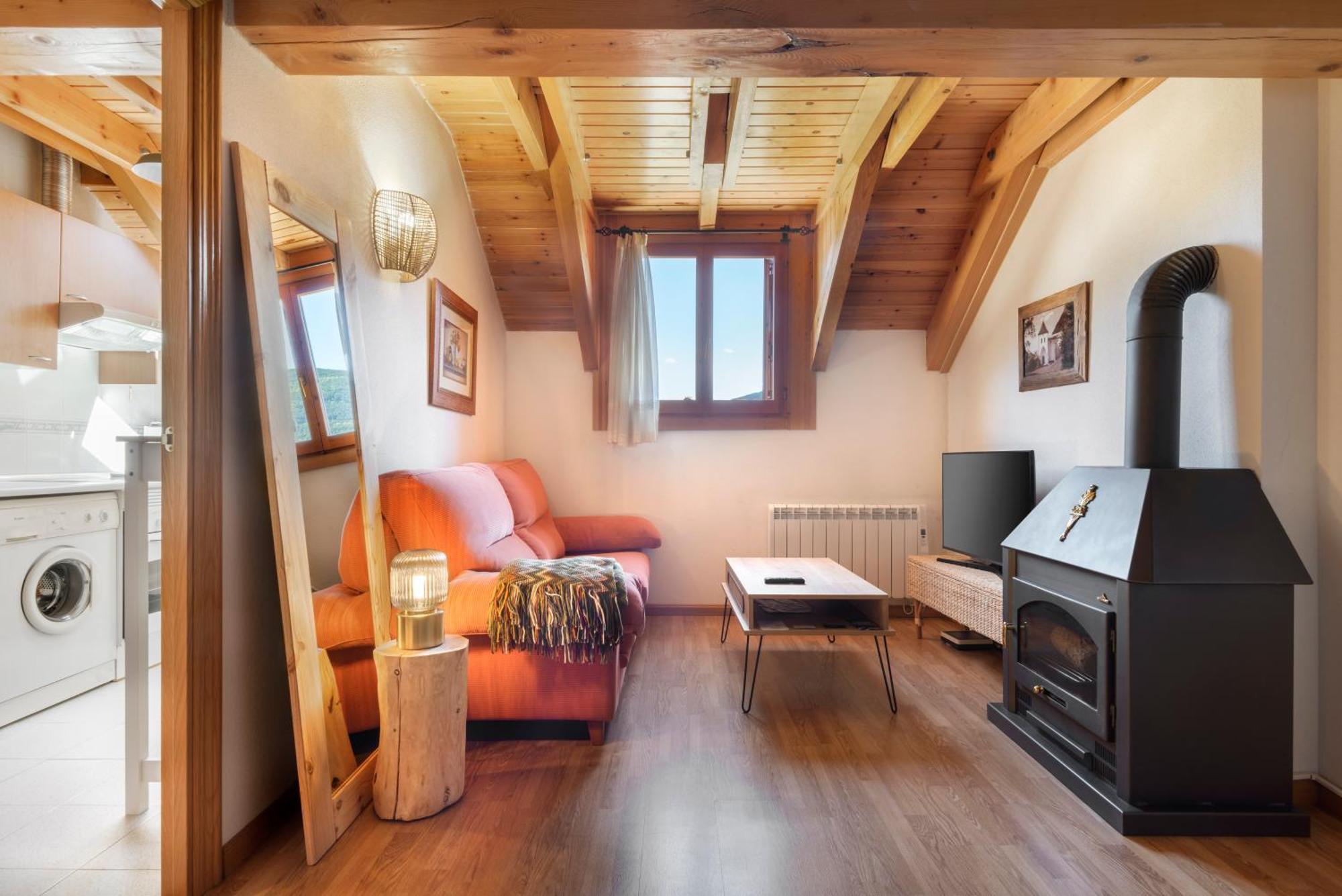 Atico Abuhardillado I Aire Acondicionado L Centrico L Garaje L Trastero I Wifi Apartment Биескас Екстериор снимка