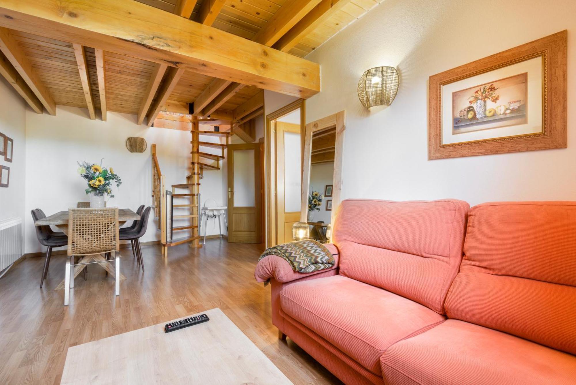 Atico Abuhardillado I Aire Acondicionado L Centrico L Garaje L Trastero I Wifi Apartment Биескас Екстериор снимка